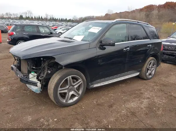 4JGDA5HB9JB110306 2018 MERCEDES-BENZ GLE - Image 2