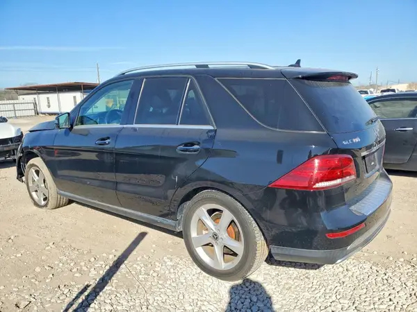4JGDA5HB9JB138056 2018 MERCEDES-BENZ GLE - Image 2