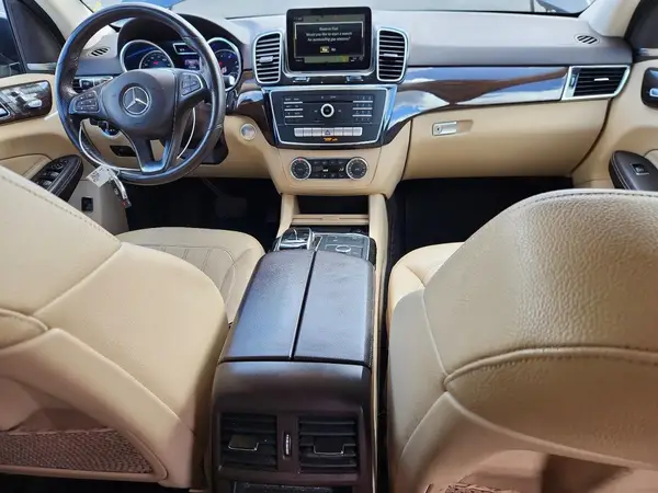 4JGDA5HB9JB140048 2018 MERCEDES-BENZ GLE - Image 8