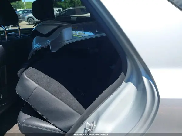 4JGDA5HB9JB157576 2018 MERCEDES-BENZ GLE - Image 8