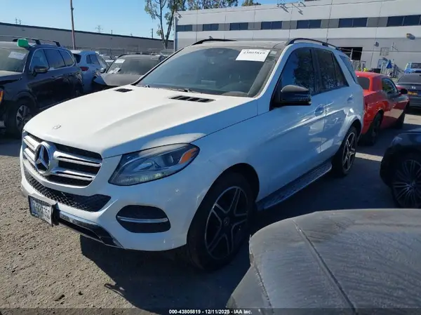 4JGDA5HB9JB160686 2018 MERCEDES-BENZ GLE - Image 2
