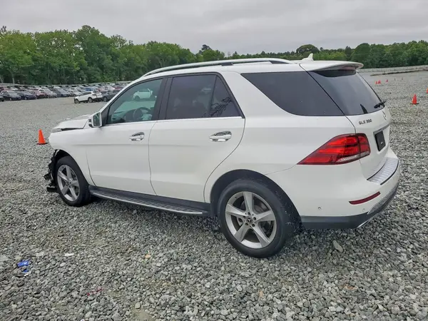 4JGDA5HB9JB174989 2018 MERCEDES-BENZ GLE - Image 2
