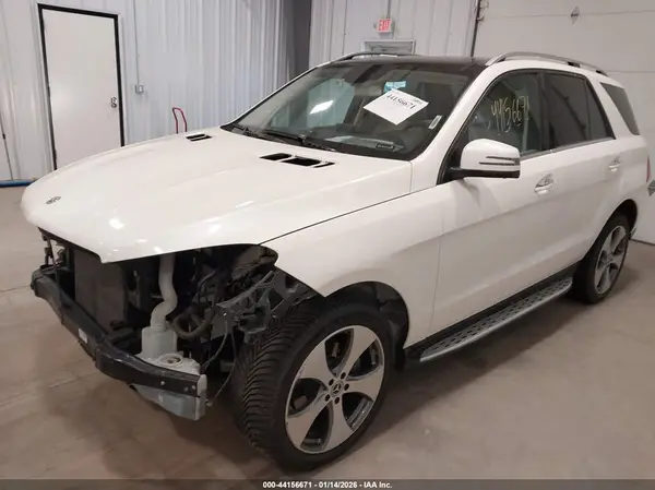 4JGDA5HB9JB179075 2018 MERCEDES-BENZ GLE - Image 2