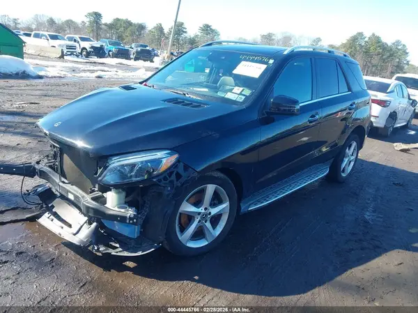 4JGDA5HB9JB187063 2018 MERCEDES-BENZ GLE - Image 2