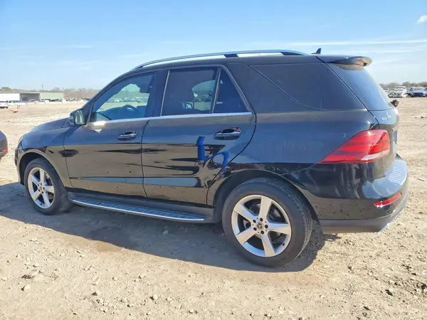 4JGDA5HB9JB194241 2018 MERCEDES-BENZ GLE - Image 2