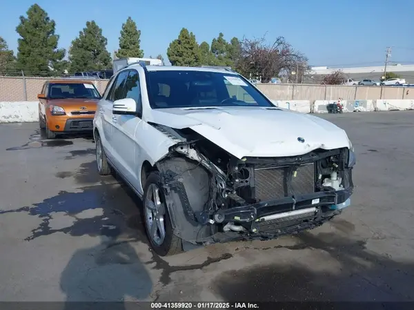 4JGDA5HB9JB201463 2018 MERCEDES-BENZ GLE - Image 1