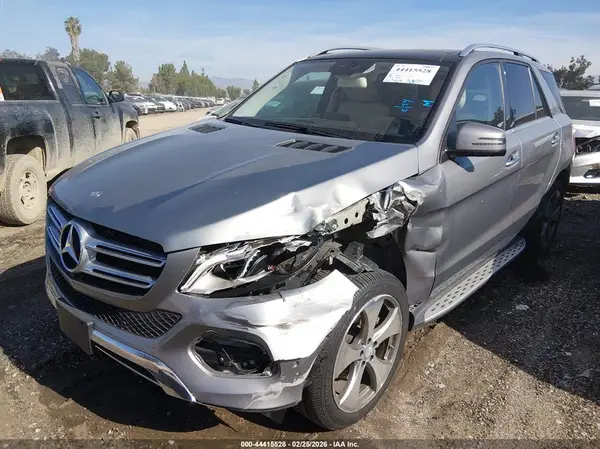 4JGDA5HBXGA637060 2016 MERCEDES-BENZ GLE - Image 2