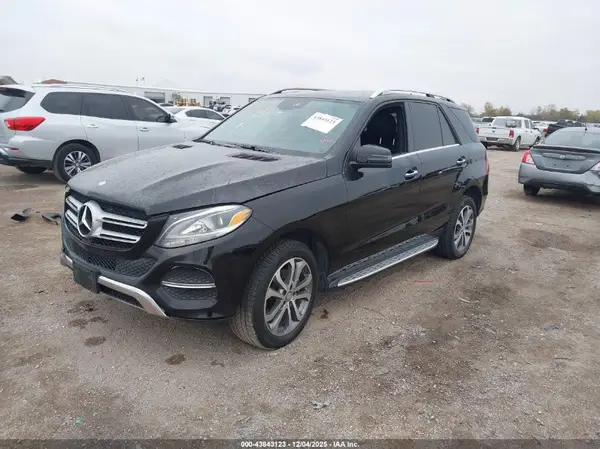 4JGDA5HBXGA666557 2016 MERCEDES-BENZ GLE - Image 2