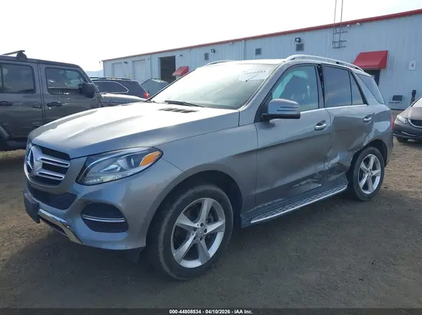 4JGDA5HBXGA667997 2016 MERCEDES-BENZ GLE - Image 2
