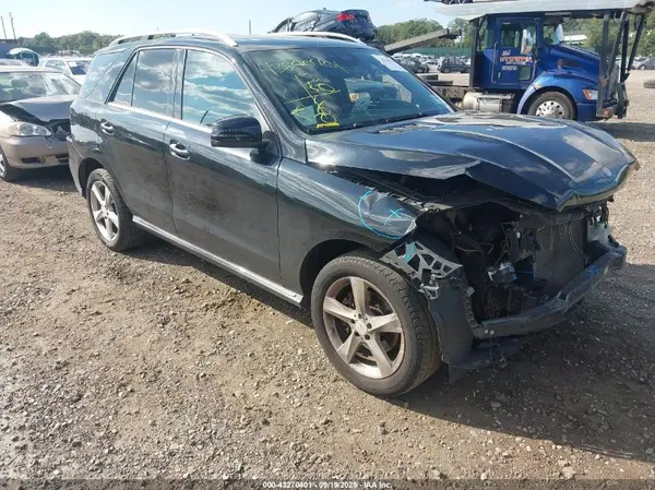 4JGDA5HBXGA677896 2016 MERCEDES-BENZ GLE - Image 1