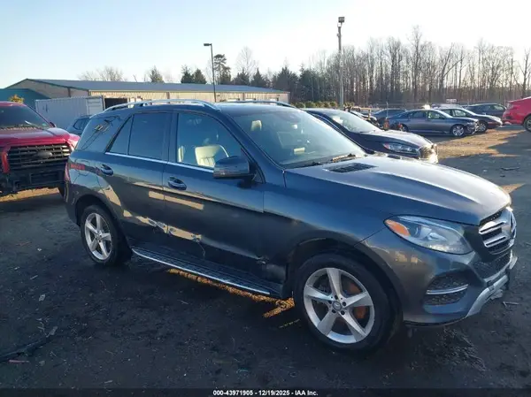 4JGDA5HBXGA735182 2016 MERCEDES-BENZ GLE - Image 1