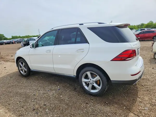 4JGDA5HBXGA753035 2016 MERCEDES-BENZ GLE - Image 2