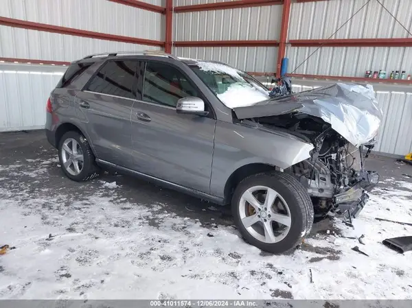 4JGDA5HBXGA756517 2016 MERCEDES-BENZ GLE - Image 1
