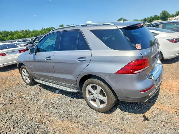 4JGDA5HBXGA759689 2016 MERCEDES-BENZ GLE - Image 2