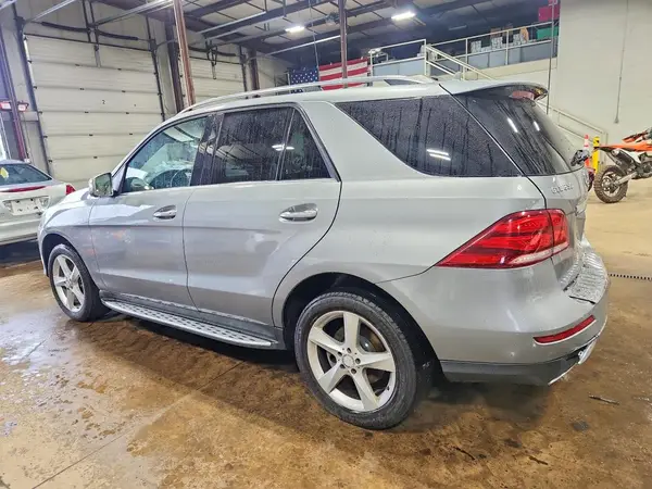 4JGDA5HBXGA782826 2016 MERCEDES-BENZ GLE - Image 2