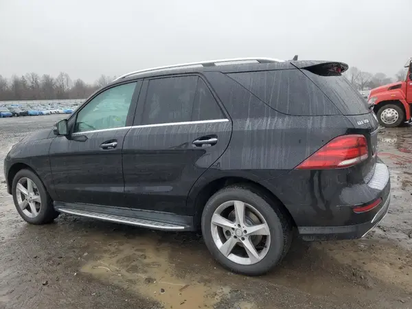 4JGDA5HBXGA800967 2016 MERCEDES-BENZ GLE - Image 2