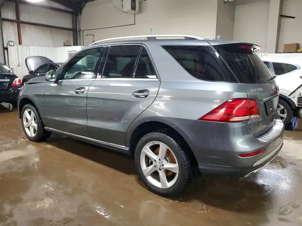 4JGDA5HBXHA890977 2017 MERCEDES-BENZ GLE - Image 2