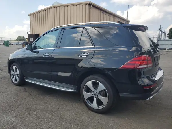 4JGDA5HBXHA912086 2017 MERCEDES-BENZ GLE - Image 2