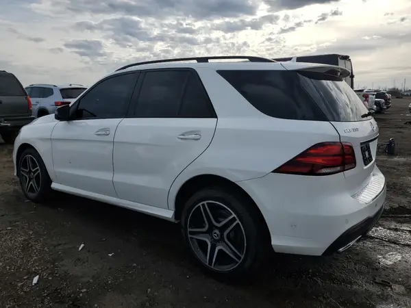 4JGDA5HBXHA920186 2017 MERCEDES-BENZ GLE - Image 2