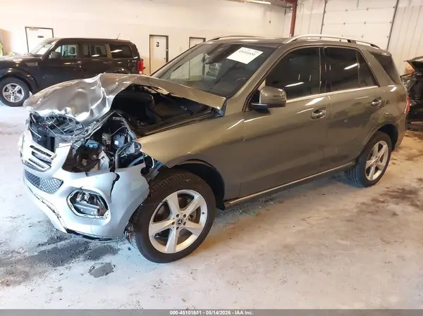 4JGDA5HBXHA947582 2017 MERCEDES-BENZ GLE - Image 2
