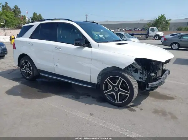 4JGDA5HBXHA969310 2017 MERCEDES-BENZ GLE - Image 1