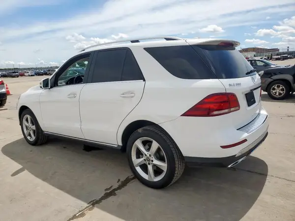 4JGDA5HBXHA975222 2017 MERCEDES-BENZ GLE - Image 2