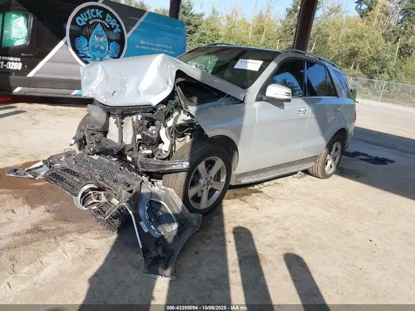 4JGDA5HBXHA991338 2017 MERCEDES-BENZ GLE - Image 2