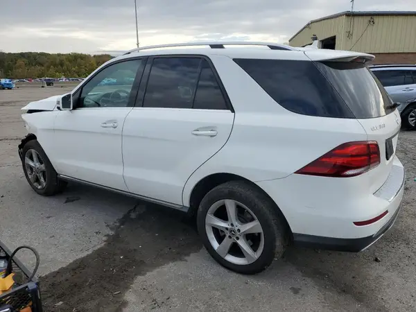 4JGDA5HBXJB011347 2018 MERCEDES-BENZ GLE - Image 2