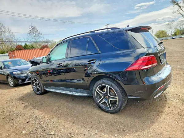 4JGDA5HBXJB130631 2018 MERCEDES-BENZ GLE - Image 2