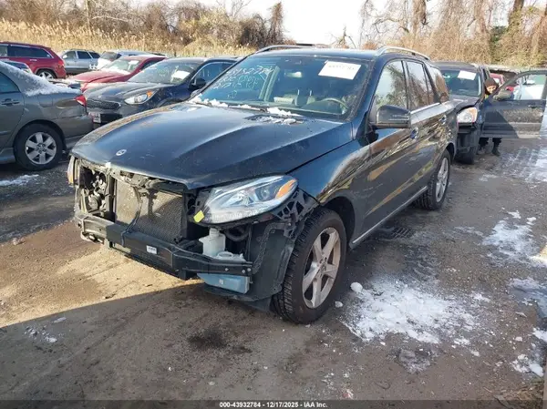 4JGDA5HBXJB177562 2018 MERCEDES-BENZ GLE - Image 2