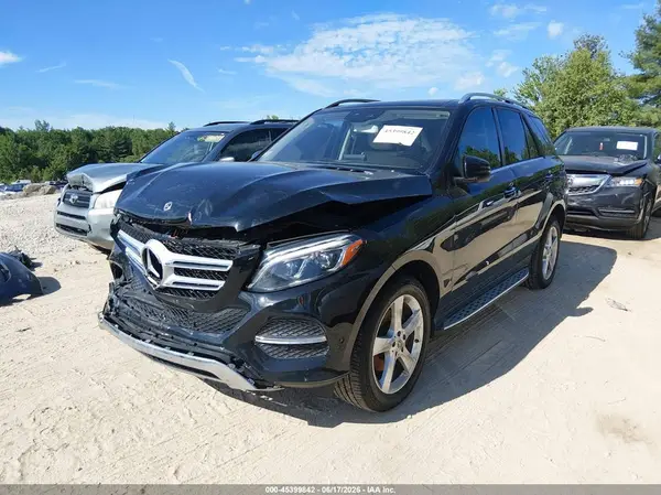 4JGDA5HBXJB179165 2018 MERCEDES-BENZ GLE - Image 2