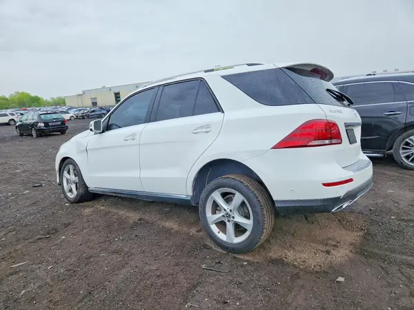 4JGDA5HBXJB186892 2018 MERCEDES-BENZ GLE - Image 2