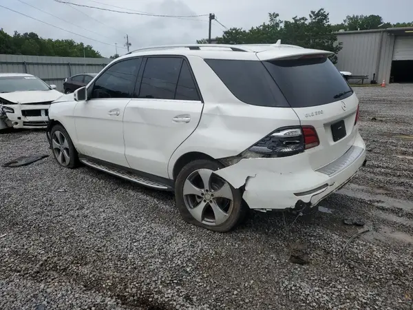 4JGDA5JB0GA697438 2016 MERCEDES-BENZ GLE - Image 2