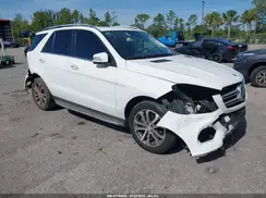 4JGDA5JB0GA767973 2016 MERCEDES-BENZ GLE
