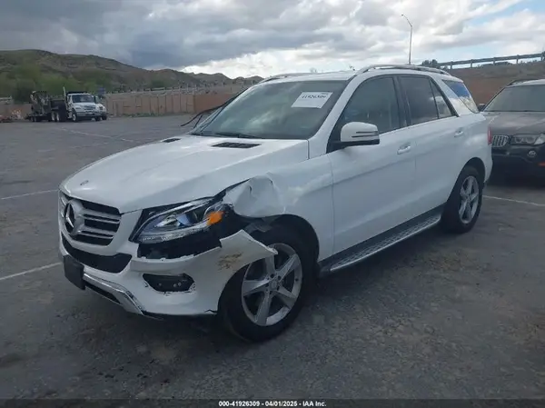 4JGDA5JB0GA772199 2016 MERCEDES-BENZ GLE - Image 2