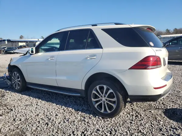 4JGDA5JB0GA792615 2016 MERCEDES-BENZ GLE - Image 2