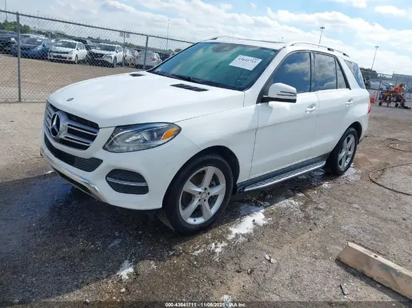 4JGDA5JB0HA818311 2017 MERCEDES-BENZ GLE - Image 2