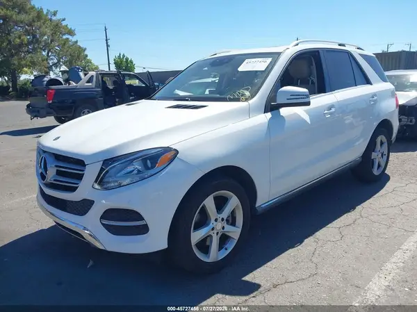 4JGDA5JB0HA837697 2017 MERCEDES-BENZ GLE - Image 2