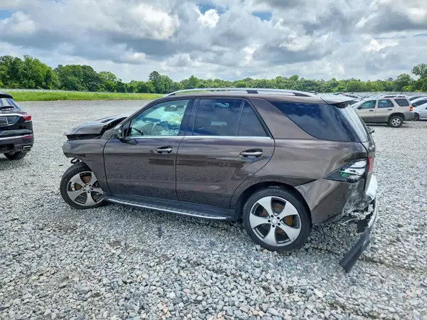 4JGDA5JB0HA887984 2017 MERCEDES-BENZ GLE - Image 2