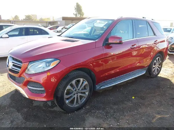 4JGDA5JB0HA910678 2017 MERCEDES-BENZ GLE - Image 2