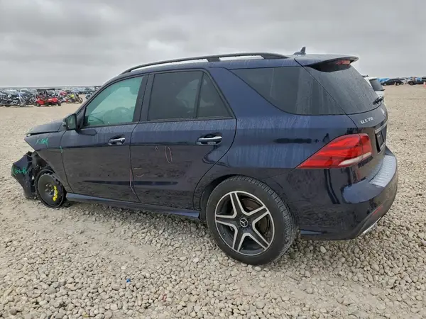 4JGDA5JB0HA921020 2017 MERCEDES-BENZ GLE - Image 2