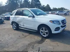 4JGDA5JB0HA943082 2017 MERCEDES-BENZ GLE