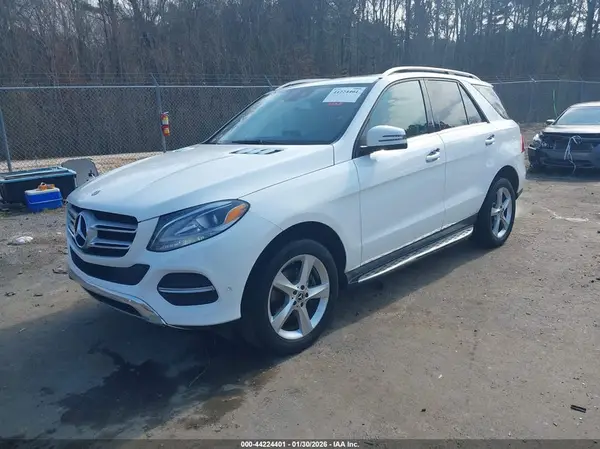 4JGDA5JB0HA943082 2017 MERCEDES-BENZ GLE - Image 2