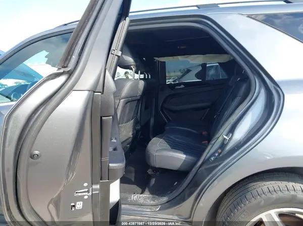 4JGDA5JB0HA952641 2017 MERCEDES-BENZ GLE - Image 8