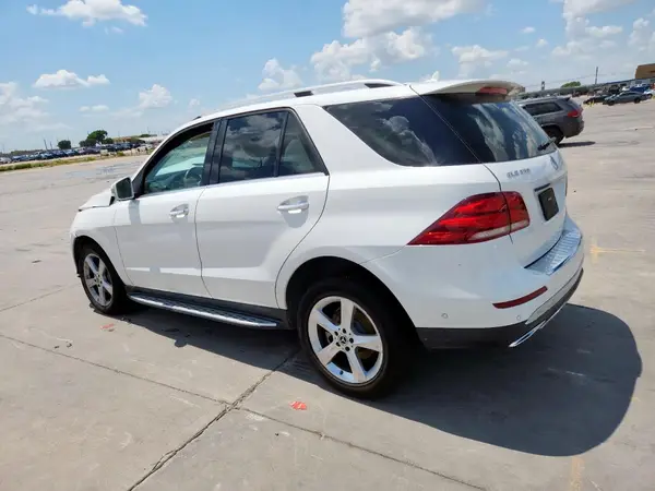 4JGDA5JB0HA962005 2017 MERCEDES-BENZ GLE - Image 2