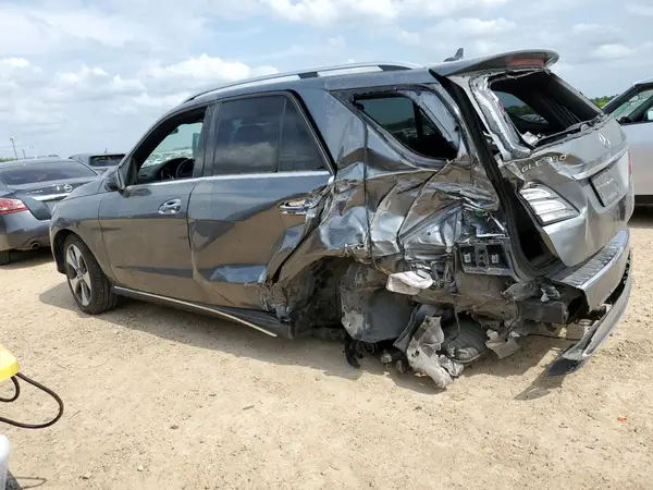 4JGDA5JB0HA992489 2017 MERCEDES-BENZ GLE - Image 2