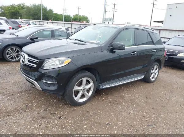 4JGDA5JB0JB005583 2018 MERCEDES-BENZ GLE - Image 2