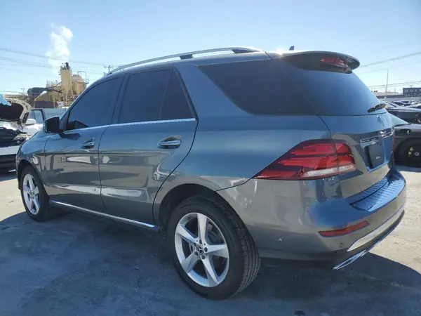 4JGDA5JB0JB009083 2018 MERCEDES-BENZ GLE - Image 2