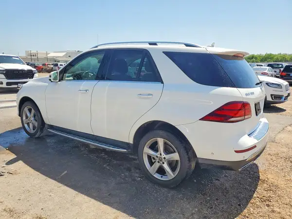 4JGDA5JB0JB039796 2018 MERCEDES-BENZ GLE - Image 2