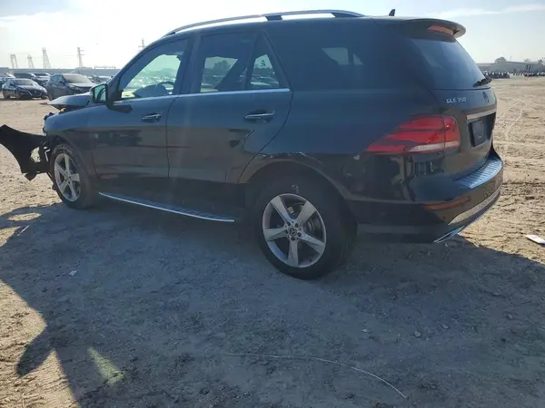 4JGDA5JB0JB085533 2018 MERCEDES-BENZ GLE - Image 2